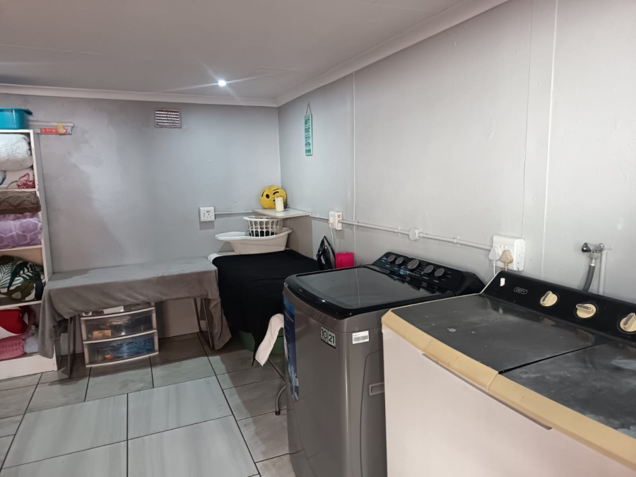 4 Bedroom Property for Sale in Kimberley North Northern Cape